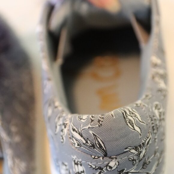 Sam Edelman Leya Sneaker  Pom Pom Slip on Sneakers Blue Denim Floral Size 9 - Picture 10 of 14